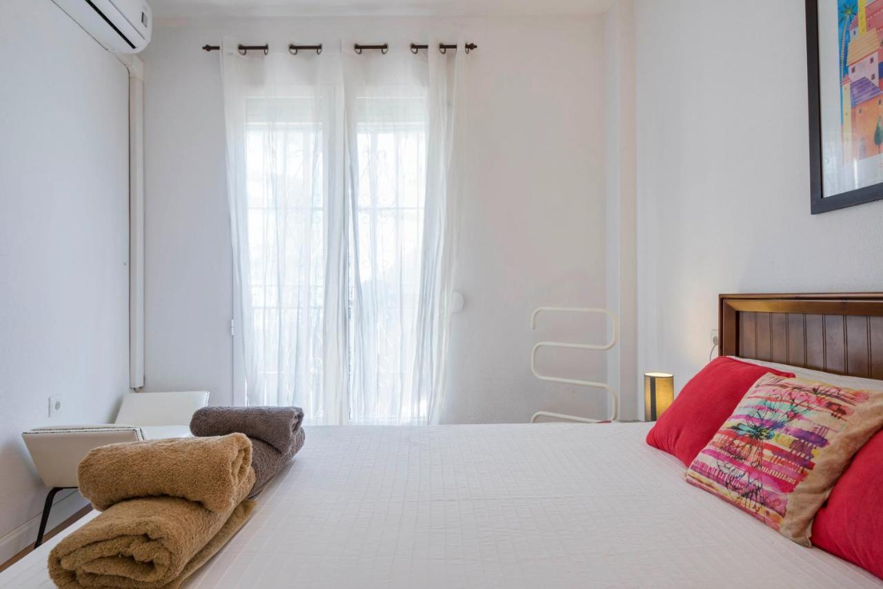 Urbanchicmalaga 3 Bedroom Spacious Quiet Historic Malaga Apt Extérieur photo