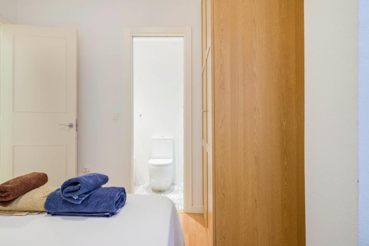 Urbanchicmalaga 3 Bedroom Spacious Quiet Historic Malaga Apt Extérieur photo